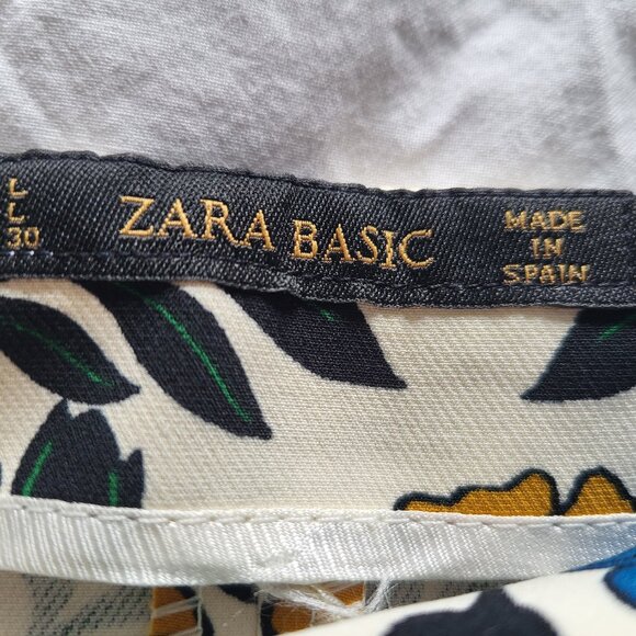 Zara floral pencil skirt - Picture 3 of 3